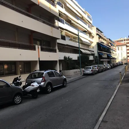 Apartment Saint Pierre - Giotto - Agreable Studio Climatise En Rdc Au Calme En Plein Centre Mae-9224