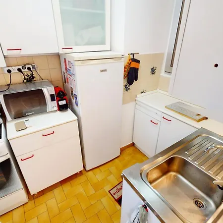 Saint Pierre - Giotto - Agreable Studio Climatise En Rdc Au Calme En Plein Centre Mae-9224 Apartment Menton